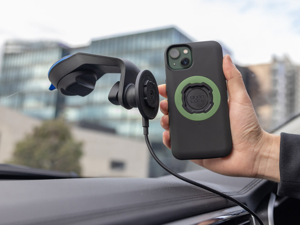 Iphone outlet x car