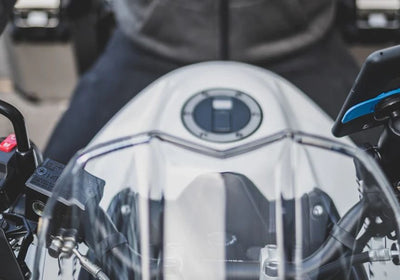 Image: How to navigate using just your Smartphone on your Motorcycle